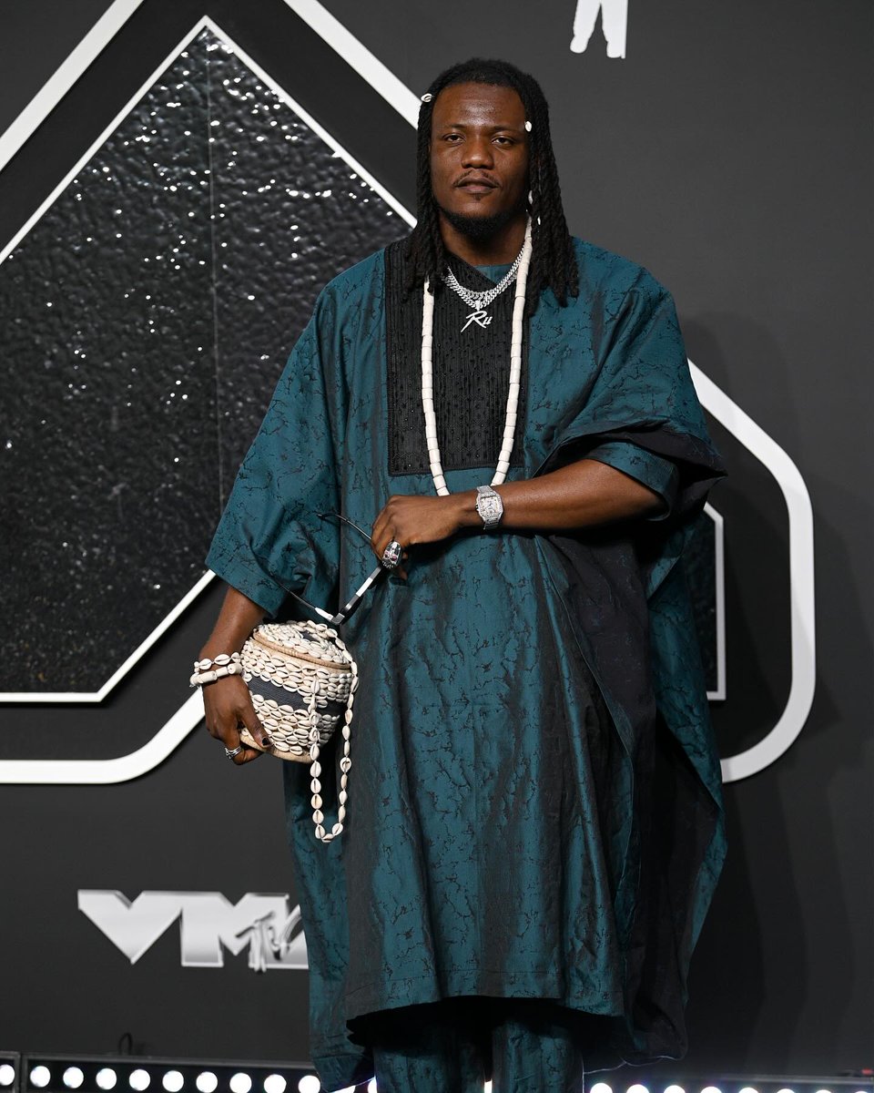 MTV Base West (@mtvbasewest) on Twitter photo Mr Producer <a href="/Pheelz/">Pheelzππ€πΎ</a> takes the #VMAs red carpet ππ₯
πΊ Pre-Show LIVE right now! Mr Producer <a href="/Pheelz/">Pheelzππ€πΎ</a> takes the #VMAs red carpet ππ₯
πΊ Pre-Show LIVE right now!