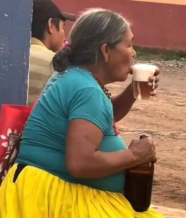 corridosybandas's tweet photo. Qué culpa tiene el miércoles de no ser viernes https://t.co/e9ystIWtcm
