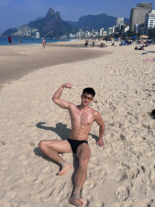 1 pic. Instagram / X https://t.co/Kp1NuNjK1o