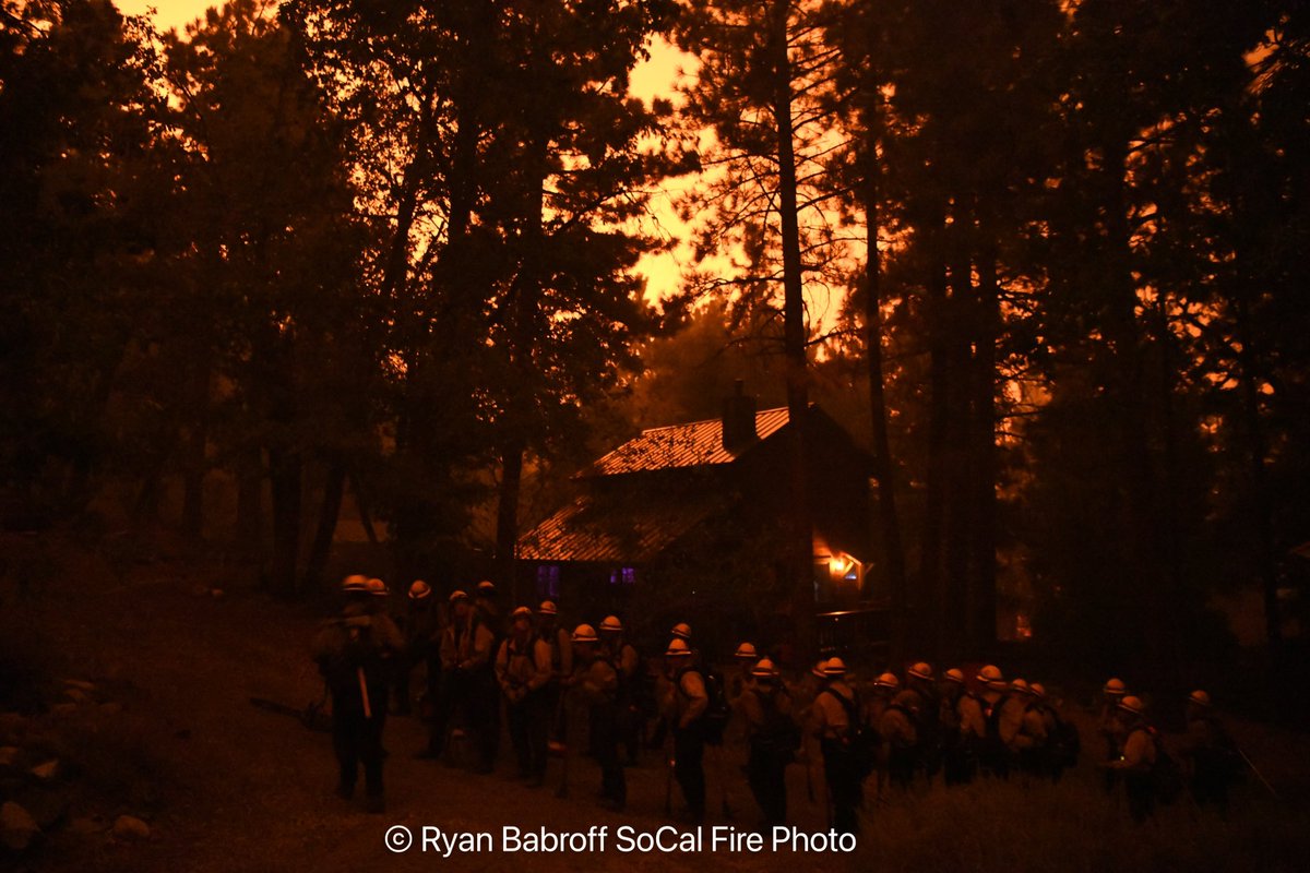 A few images from the #BridgeFire from the #Wrightwood area taken last night.  The fire front barreled down on the small mountain community as it was driven by extreme temperatures and a strong on-shore wind.  Numerous buildings were lost due to extreme fire behavior.  Many