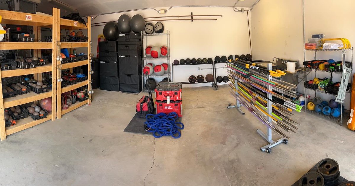 I ❤️ T&F Coaches! tweet media