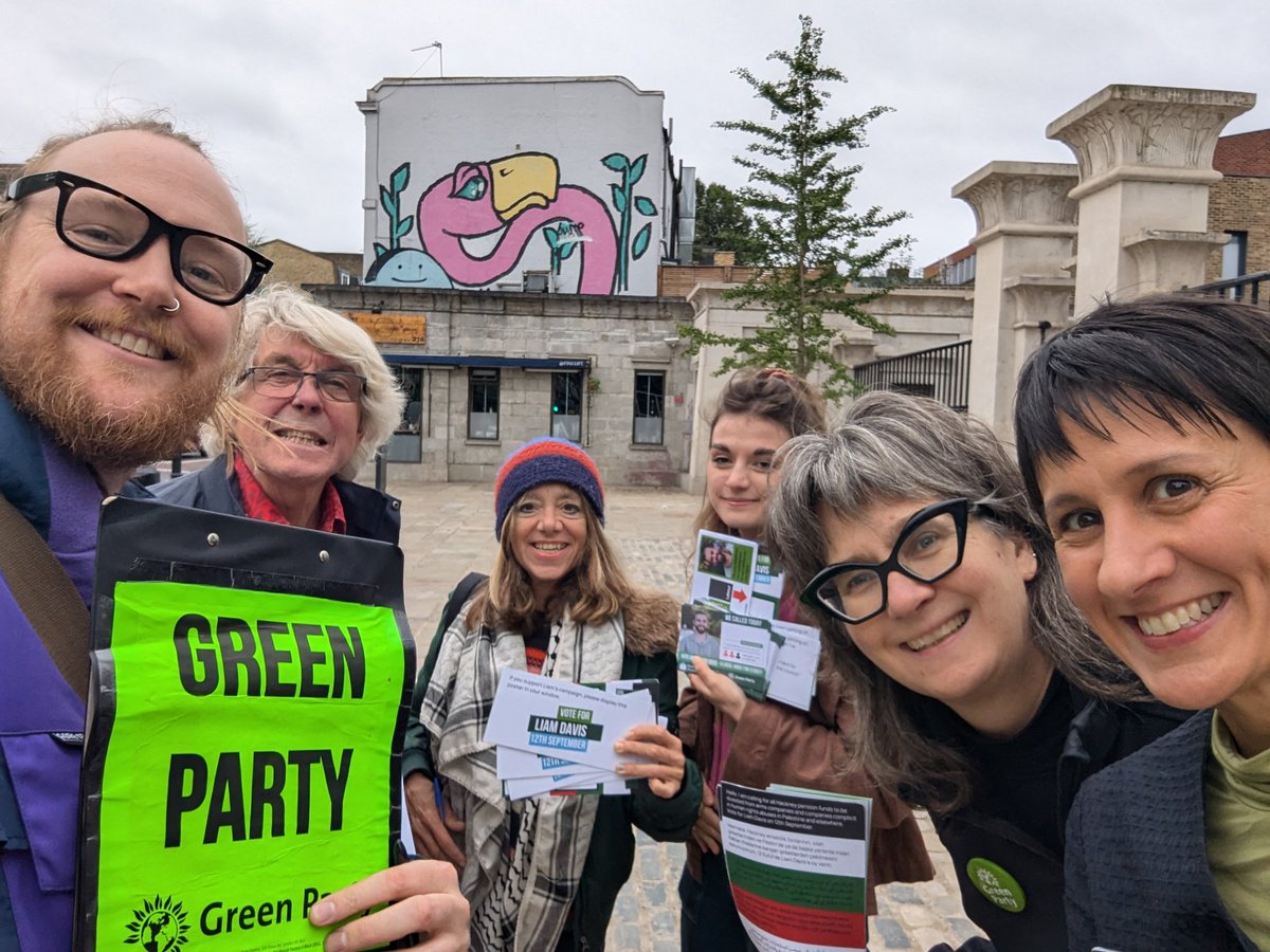 hackneygreens's tweet photo. Polling day is here! It's been an epic campaign, volunteers have spoken to thousands of people, and there's real excitement about the prospect of electing @liamzud as Stoke Newington's first Green councillor. Vote today and remember to bring photo ID 
🪪👍✅🗳️ #VoteGreen https://t.co/CtWIfiwJ1r