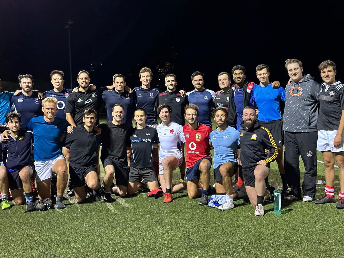 Luckily our session tonight was of a higher quality than of this photo … Join us next Wednesday in Russell Square for our last training before the season starts !