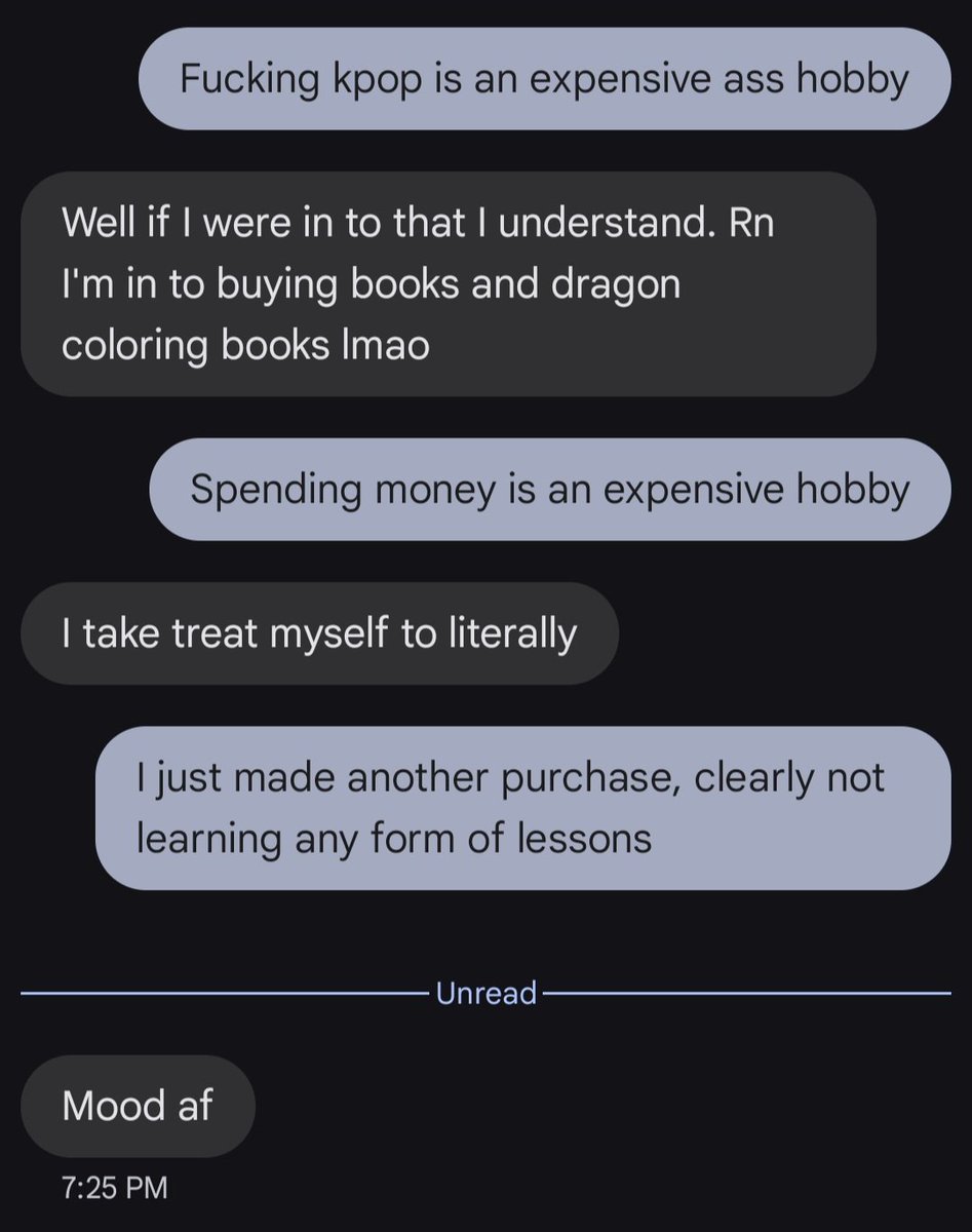 MisxTris's tweet photo. Non Kpop Fan friend, but still understands the pain of being a fan in general. 

#expensivehobbies
#reallylearninglessonshard
#eventuallyIwillsavemoney
#photocards 
#SF9Fantasy
#StraykidsStay
#AteezAtiny https://t.co/k6LCtPUbYg