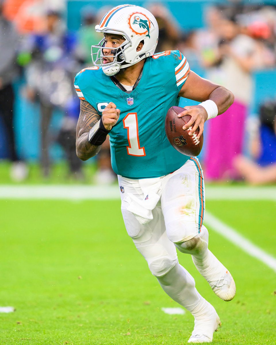 NFL's tweet photo. 🔥🐬 @MiamiDolphins throwback week 🔥🐬

#BUFvsMIA – Thursday 8:15pm ET on Prime Video
Also streaming on #NFLPlus https://t.co/E395uSI9HI