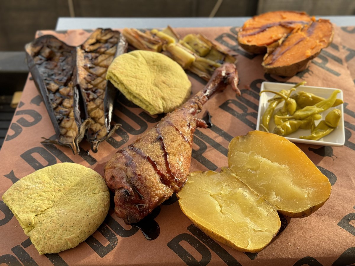 Pit Boss Grills....Bigger. Hotter. Heavier. 

#PitBoss #PitBossGrills #PitBossGrillsEurope #PitBossGrillsNL #PitBossGrillsUK #PitBossGrillsFR #PitBossGrillsES #PelletGrills #PitBossNation #GrillingandChilling #Instameat #BBQrecipes #BBQlover #chefs #pellets #tomahawk #food
