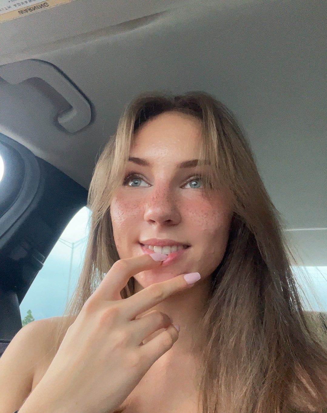 Anya Lacey 0.01%🔥 on X: New hair :))) t.coIDElnx097q  X