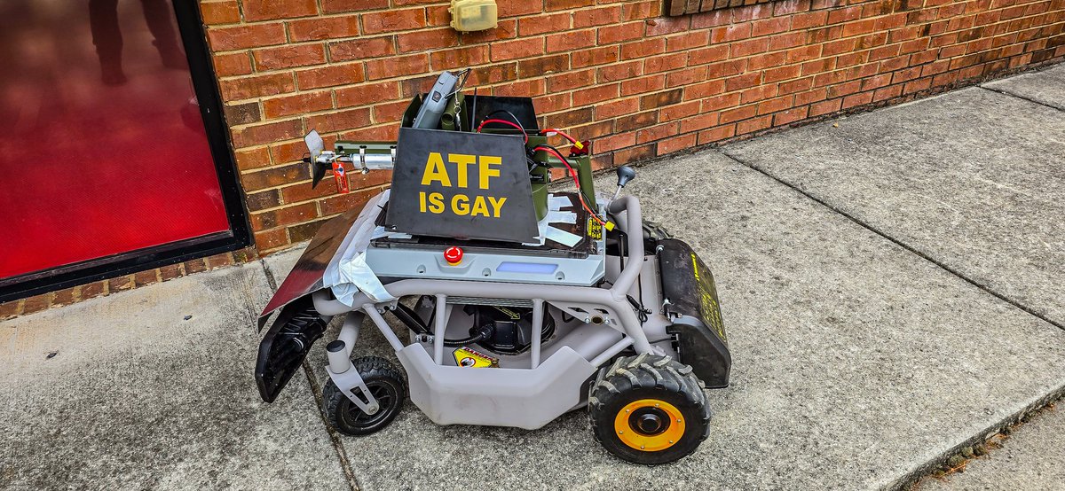 DOITWITHDAN tweet media