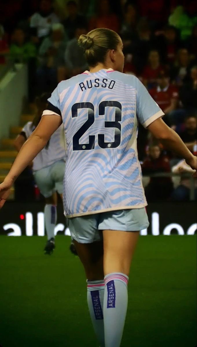awfc_erin's tweet photo. “alessia russo is understandably where all the cameras are fixed” https://t.co/xGGSK603Q9