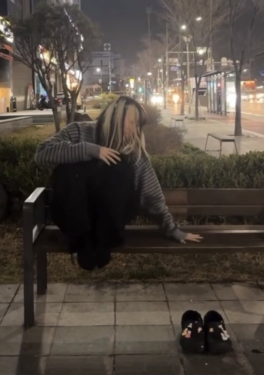 Badarriii's tweet photo. B where have you been?? 😅😭

#BEBE 6/7                                      BADA https://t.co/LS3m0tDtUN