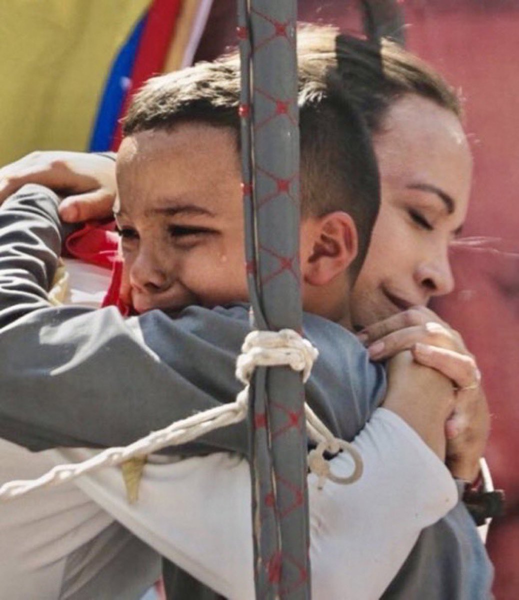 Alexander tweet media