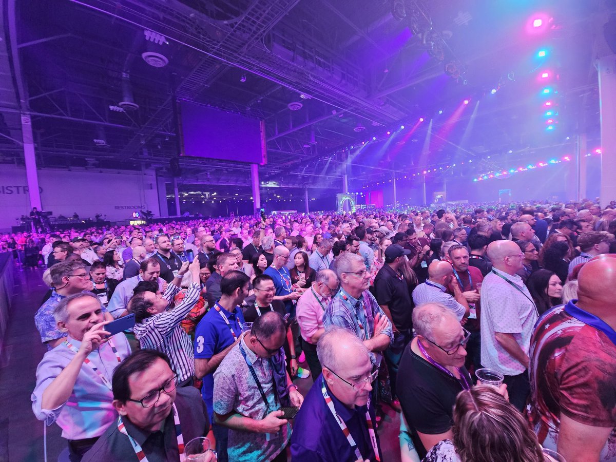 Kurt Mayer tweet media