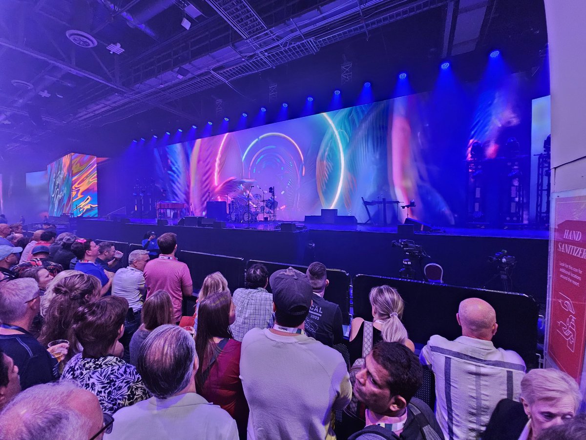 Kurt Mayer tweet media