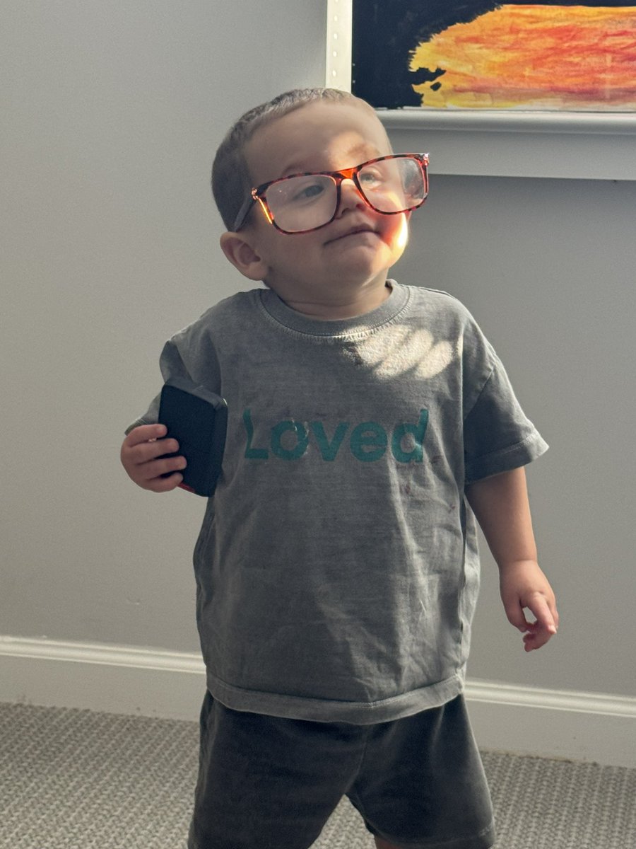 Mrs. Levine tweet media