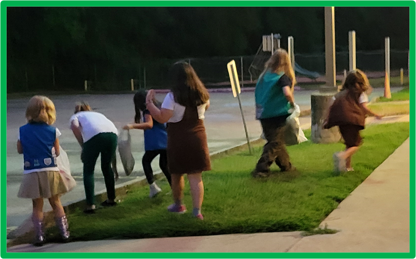 WinshipES's tweet photo. The Winship Girl Scouts particpated in their first service project of the new school year. These scholars collected trash around the school after the Open House Event last night. #Collaborates #Unstoppable #ServiceOriented @SpringISD @BecomingDrTodd https://t.co/IJg59sv5a3