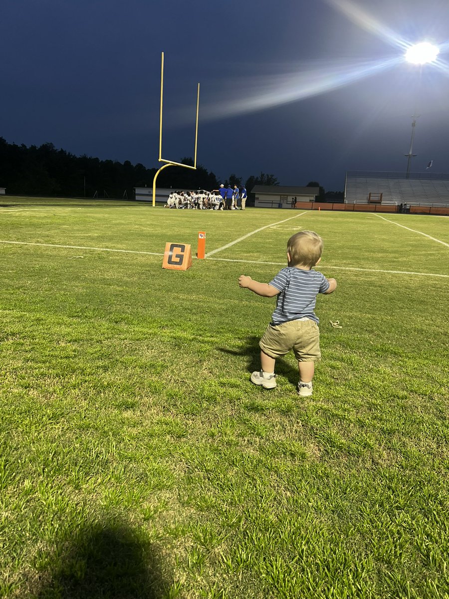 chasebell09's tweet photo. My youngest is into it already! https://t.co/2KCmENzagB