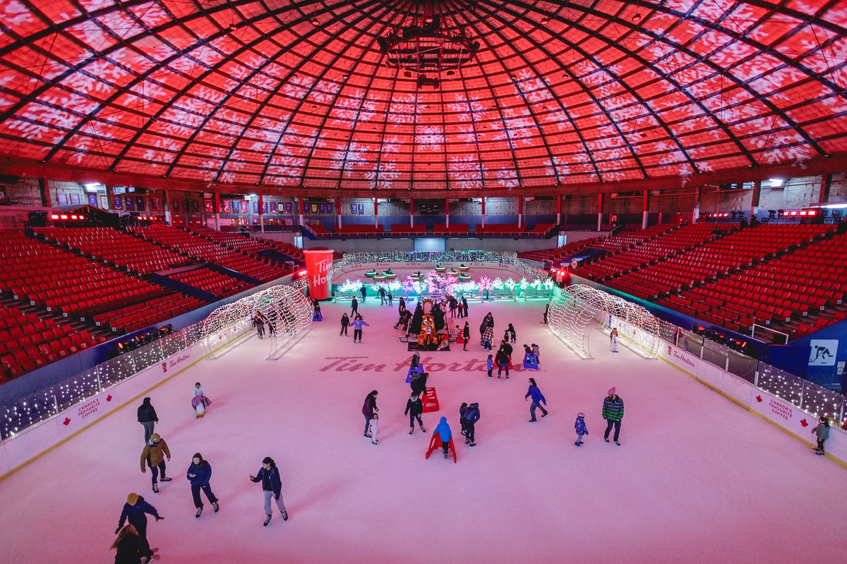 The PNE Winter Fair presented by BCAA is coming back for the holiday season! 🎄🌟

Join us December 6-8 and 12-23. 

Don't miss the special Early Bird pricing! Purchase your tickets before September 25 to save.

🔗 Buy tickets:  vist.ly/3mg6eee