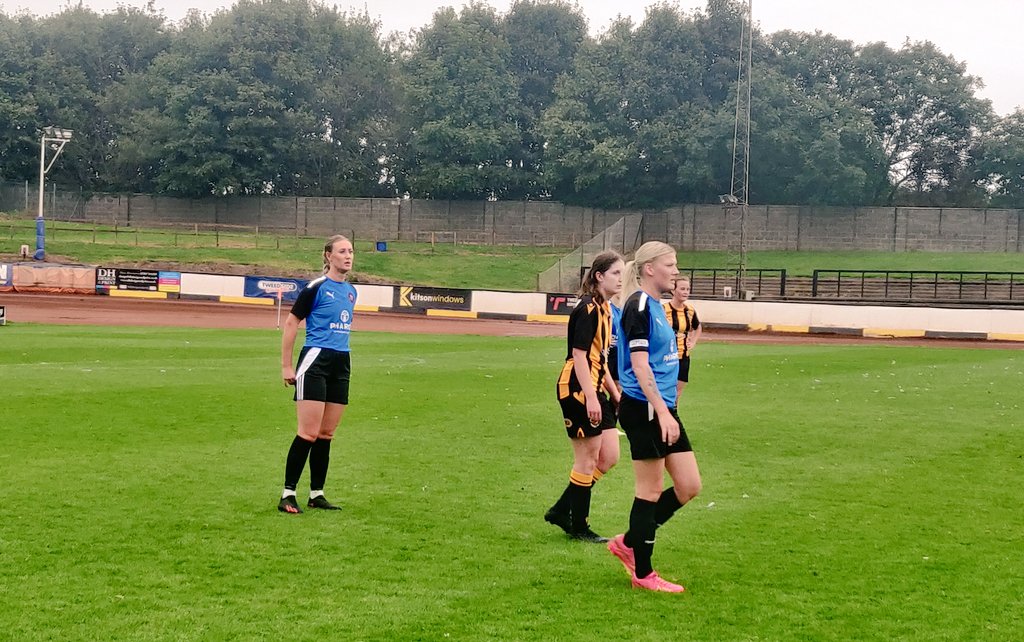 belles_fc's tweet photo. Berwick 8-1 Belles

A tough one at the weekend as we exit the NFL League Cup against favourites Berwick Rangers, but still some positives to take away from the game despite the scoreline

Goalscorer: Claire Snaith https://t.co/D3deDdY1Dp
