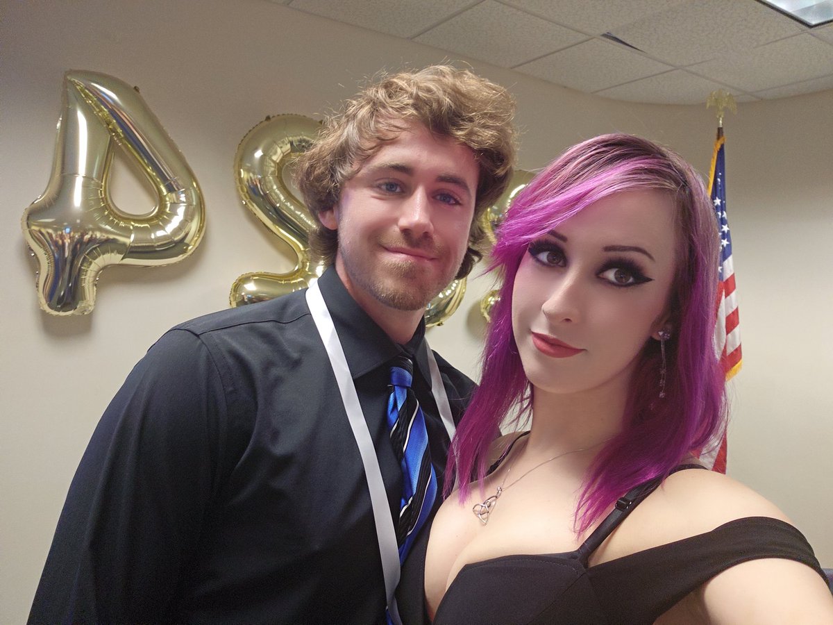 SiashiCat's tweet photo. love this idiot 😋 @RansomSecretly https://t.co/ecRVAVQ0bo