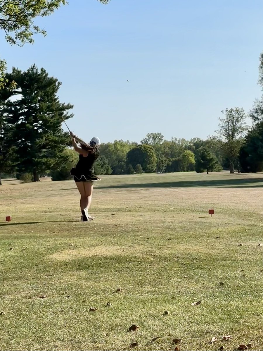 Jotarae's tweet photo. @WesDelAthletics Wes-Del Golf at Blue River Hayden teeing off for a birdie. ⛳️ https://t.co/3BOm8vWoe4