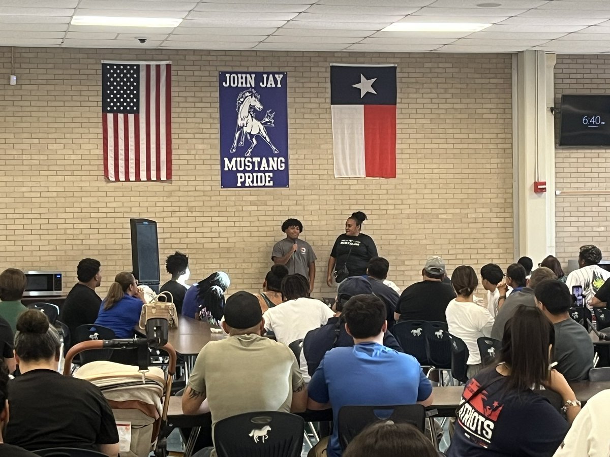 John Jay Mustang Football tweet media