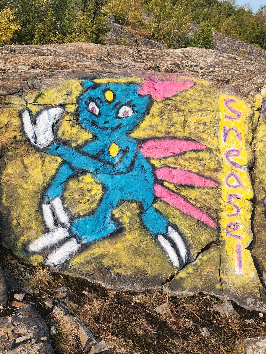 tautop2's tweet photo. @DOM1NaT0r1234 
Sneasel Time https://t.co/PDrYATUKm5