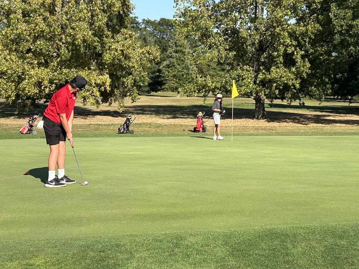 The Ridge golf team is 3-3 with tonight’s loss to Liberty Jr. The team looks to regain some winning momentum over next week’s three matches.