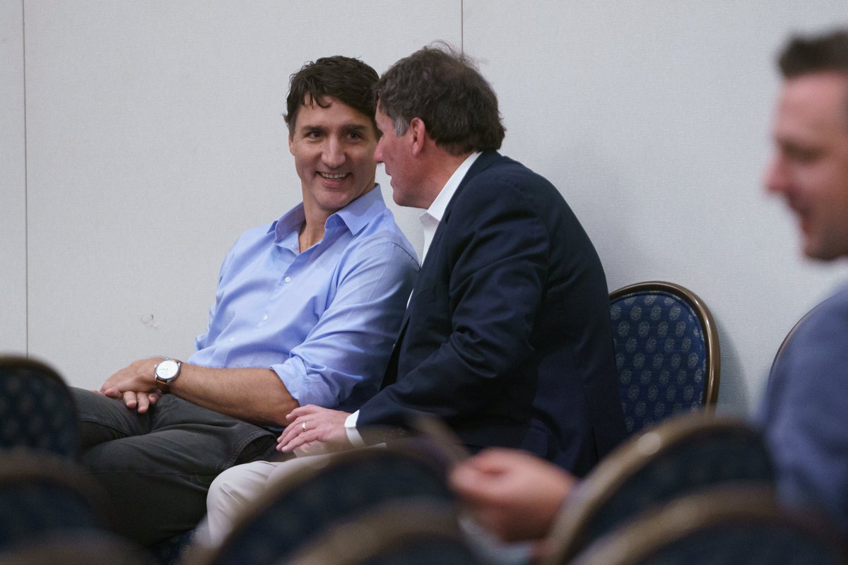 Justin Trudeau tweet media