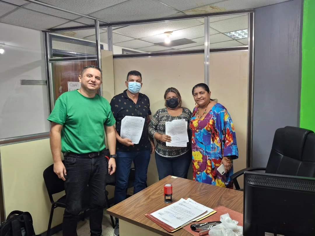 IPASME Maracaibo (@ipasme_mcbo) on Twitter photo Este miércoles 11 de septiembre, se dio la bienvenida a los nuevos ingresos en el área de enfermería, higienista dental, asistente en terapia, receptor e informador y administrativo a nuestro IPASME Maracaibo.
<a href="/IpasmeOficial/">Ipasme Oficial</a> Este miércoles 11 de septiembre, se dio la bienvenida a los nuevos ingresos en el área de enfermería, higienista dental, asistente en terapia, receptor e informador y administrativo a nuestro IPASME Maracaibo.
<a href="/IpasmeOficial/">Ipasme Oficial</a>
