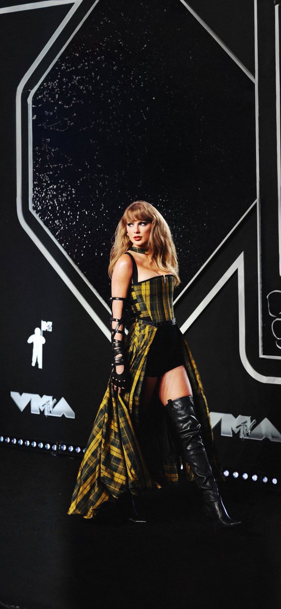 Kuba Swift tweet media