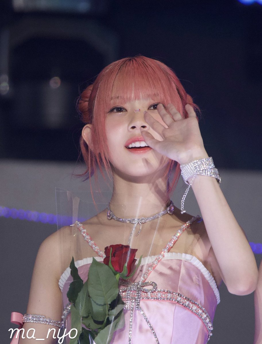 ma_nyo_2's tweet photo. 240908 TMA

ending🌹💗💖

 #UNIS  #유니스  #KOTOKO  #코토코 https://t.co/jmmrwm4MNG