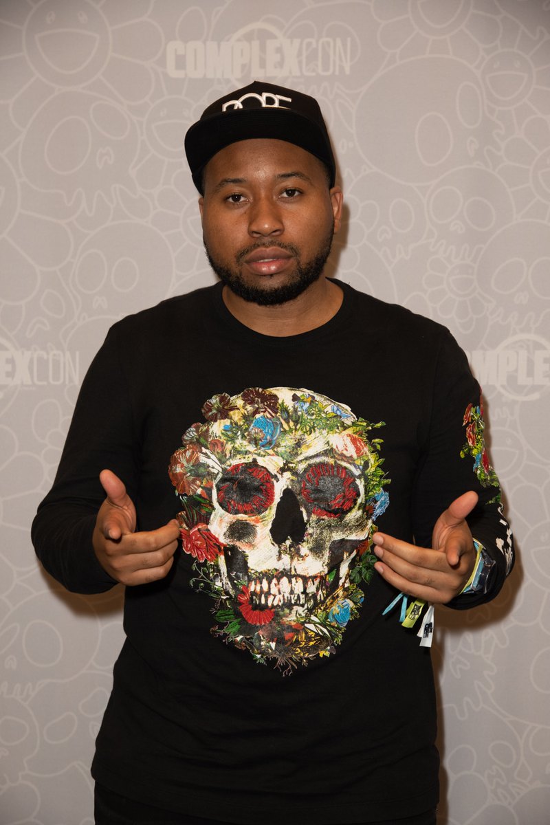 Akademiks reacts to Kendrick Lamar's new song 😭

"No No Noooo"