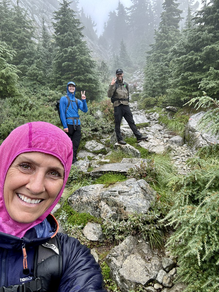 BCAdvSmart's tweet image. A few early fall feelings in an area that receives some of the highest search and rescue call volume in British Columbia (&amp;amp; Canada). 🍁

Whether you call it hiking and meeting, meeting and hiking, or walking and talking, it was a great day with industry colleagues.
#fallfeelings