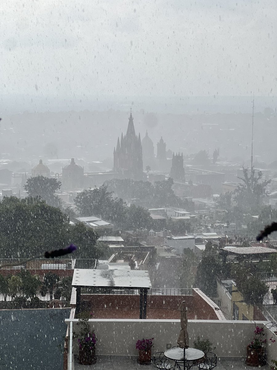 hugoivan99's tweet photo. #SanMigueldeAllende… https://t.co/im7otdu451