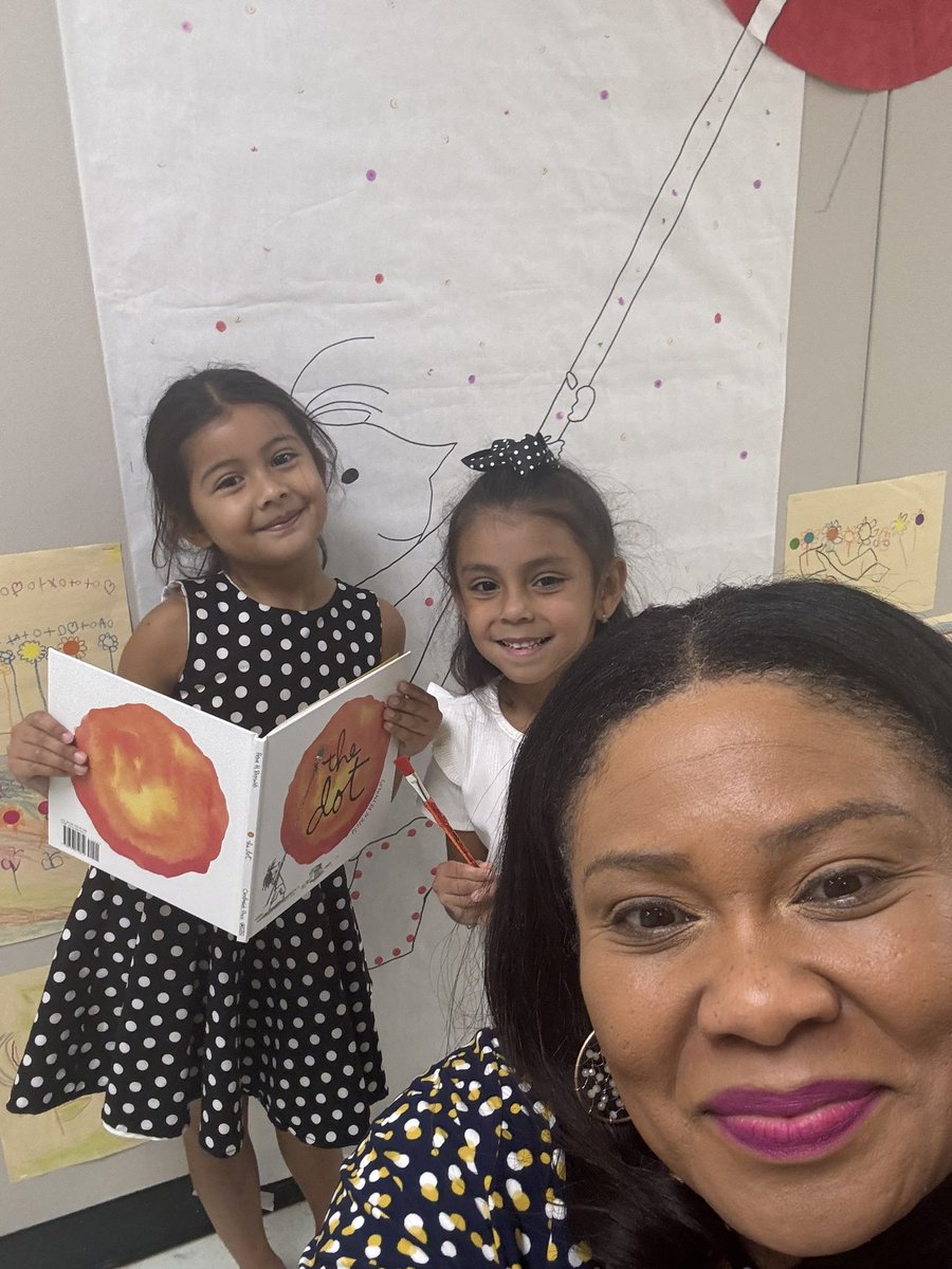 Dot Day at Reece Academy! <a href="/ReeceAcademy/">Reece Academy AISD✨</a> <a href="/reeceviolin/">Tiffany Goins</a> <a href="/ReecePTO/">VersaReecePTO</a>