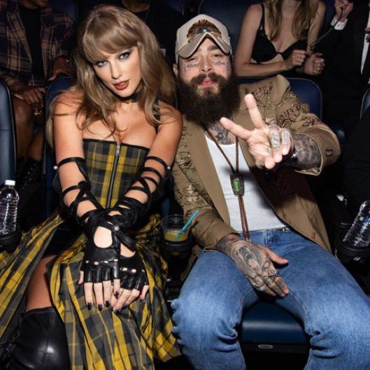 tswifterastour's tweet photo. 🚨| Taylor Swift and Post Malone stun at the 2024 #VMAs! https://t.co/tOPrdYaJoE