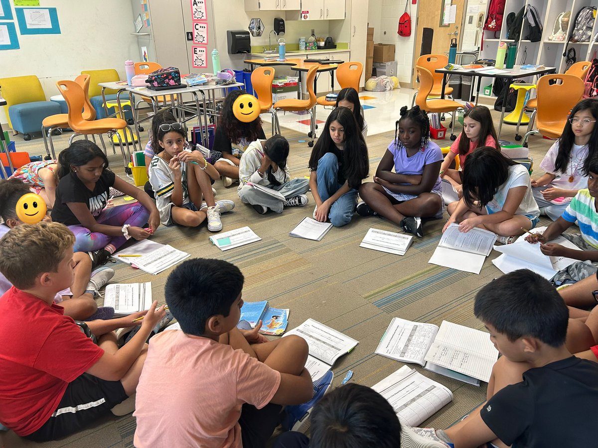 Mrs. Smith tweet media