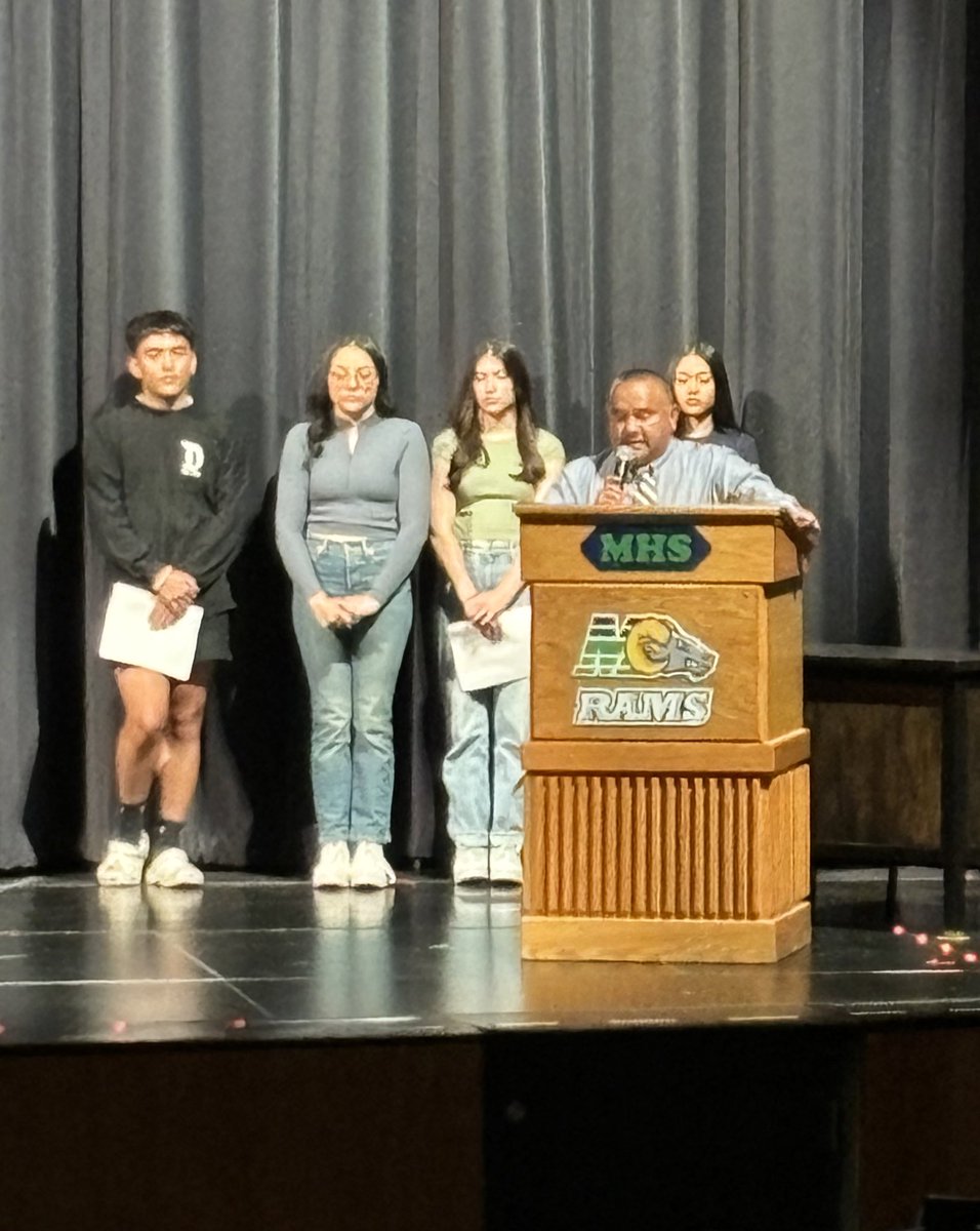 Montwood HS StuCo tweet media