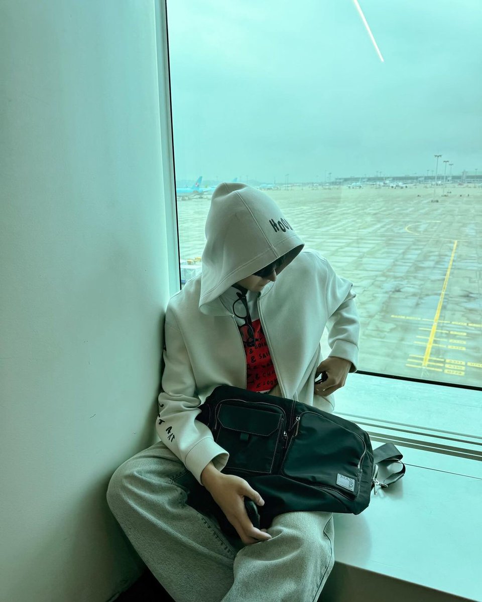 Ryeoun 려운 tweet media