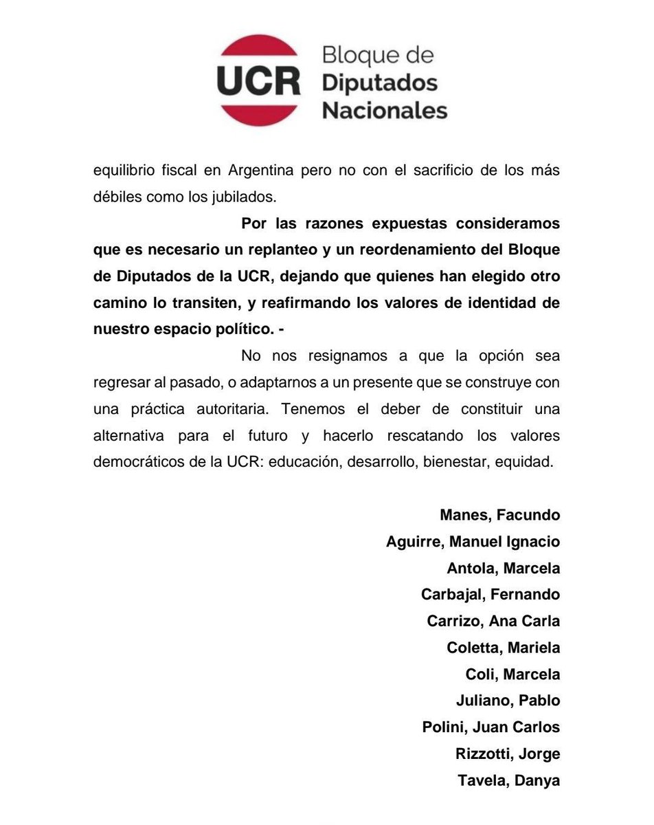 No es de cualquier modo, representar también es cumplir reglas. Y estar en un bloque y trabajar para que las políticas que defiende tu partido pierdan, es violar reglas. Pedimos al presidente de <a href="/diputadosucr/">Bloque de Diputados UCR</a> acepte la renuncia de quienes no quieran pertenecer al Radicalismo y
