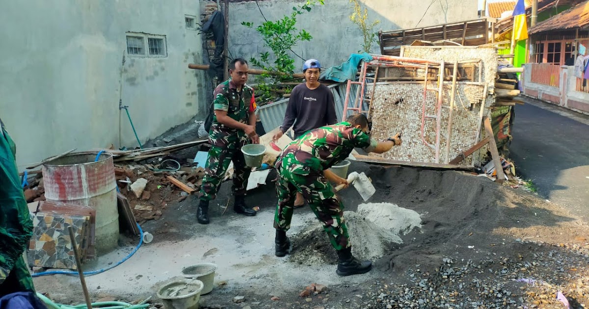 TNI Bersama Warga Gotong Royong Pembuatan Rumah RTLH dlvr.it/TD7Cqp