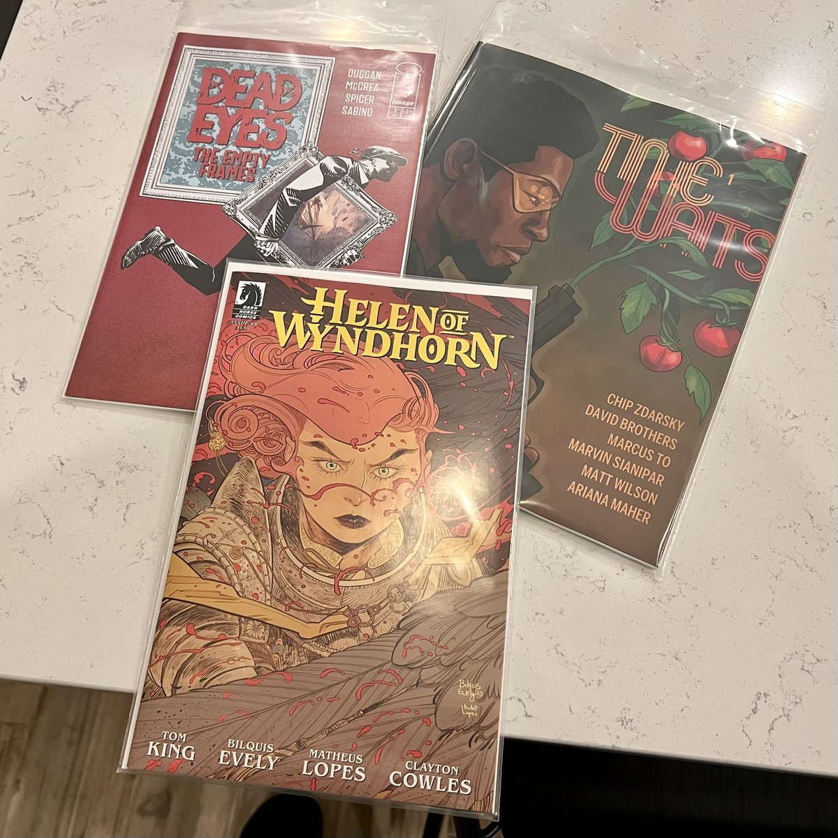 mattmendoza's tweet photo. New comics! Trying out Time Waits because I dig Zdarsky. #comics #weeklypull https://t.co/MWpM2eDBIK
