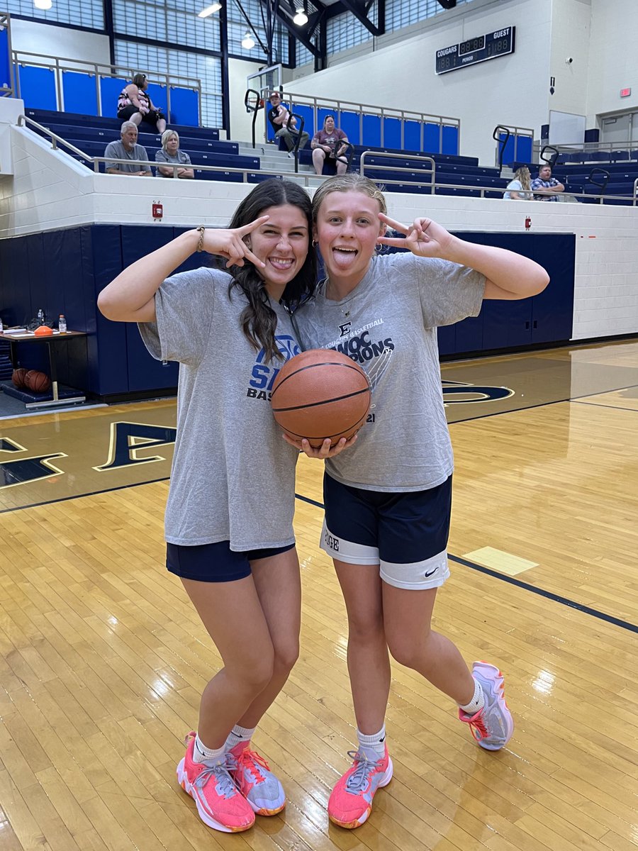 EdgeGirlsBBall's tweet photo. Youth Skills &amp; Drills night 1 was a success! 
If you weren’t able to make it tonight we would love to see you next week! 

ALL EDGE 🏀 https://t.co/BJSjYIHUUI