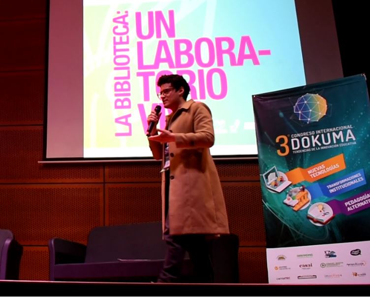 CamiloTiria's tweet photo. 🎙️ En 2019, en el Congreso Internacional de Dokuma, hablaba sobre cómo la analítica de datos y las estrategias de marketing pueden reinventar las bibliotecas públicas de Bogotá. 📚 Hoy sigo creyendo que los datos deben ser la fuente principal de la transformación cultural. https://t.co/ncOaoCSk4C
