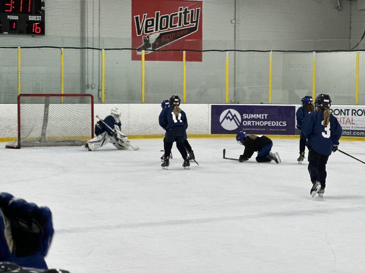 8U Battle at the Top!!

Final regular season game in 8U did not disappoint! Black Panthers and Wayzata Warriors - both 8-1 - fought to decide the #1 playoff seed with the Black Panthers holding on for a 19-18 win in possibly a Championship preview!