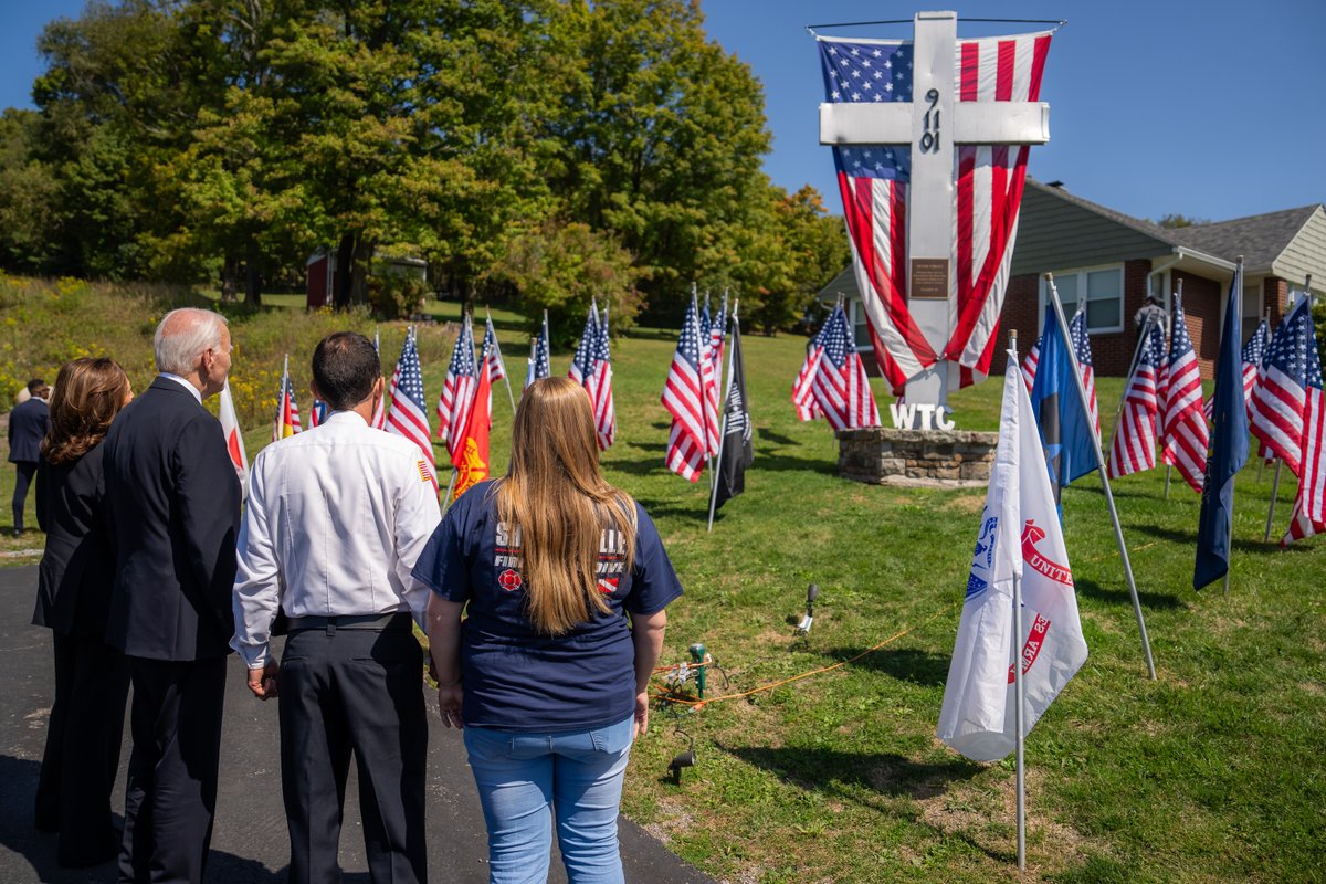 VP46Archive's tweet image. On September 11, terrorists sought to attack our democracy, our freedoms, and everything we hold dear as Americans.

They failed.

Today, we reflect on what binds us together as one: The greatest privilege on Earth, the pride and privilege of being an American.