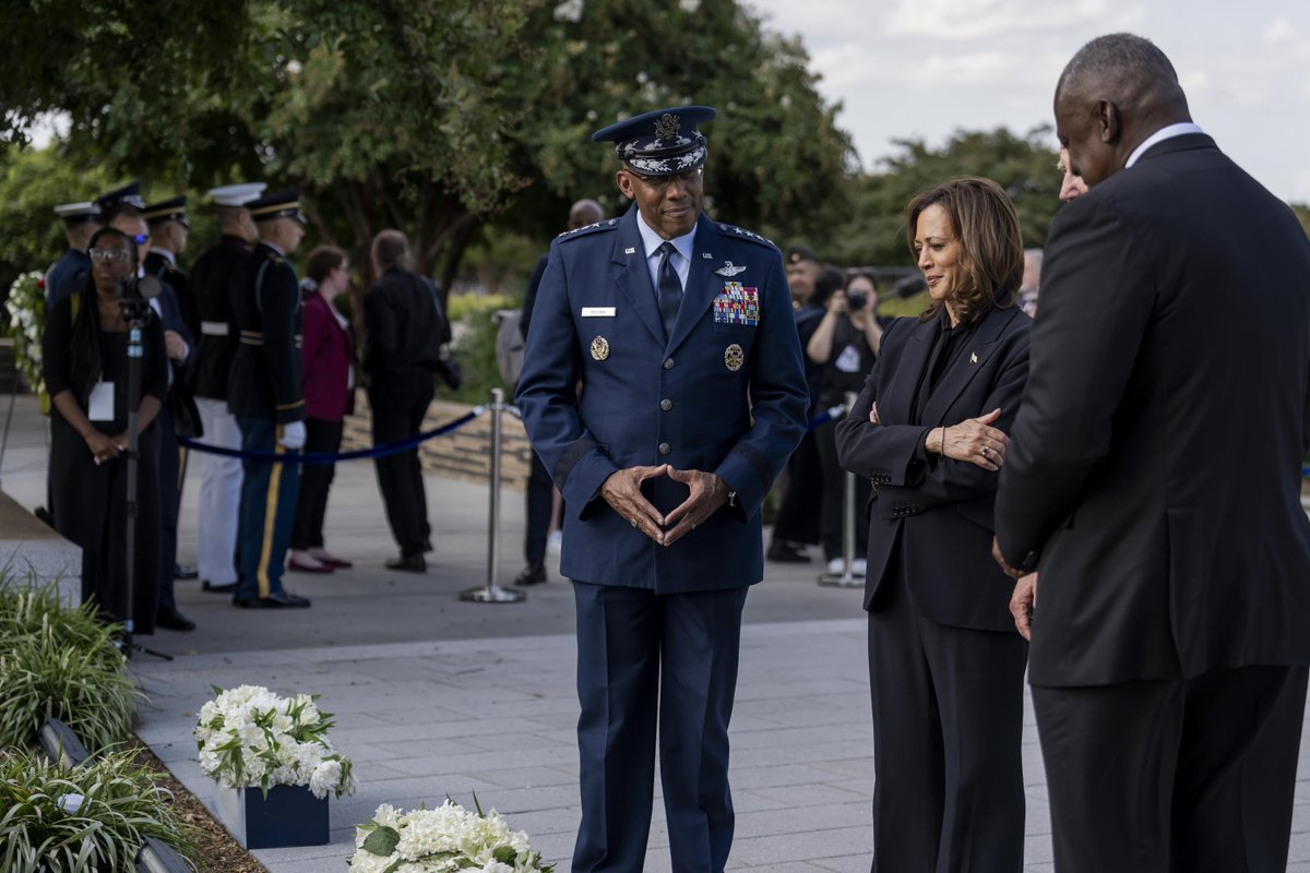 VP46Archive's tweet image. On September 11, terrorists sought to attack our democracy, our freedoms, and everything we hold dear as Americans.

They failed.

Today, we reflect on what binds us together as one: The greatest privilege on Earth, the pride and privilege of being an American.