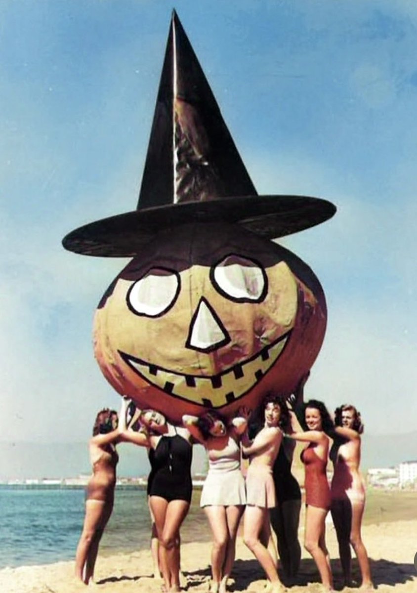 Check your inboxes the morning of Friday the 13th, sign up here ⬇️
bit.ly/jointalist 🎃
TxAxNxDx