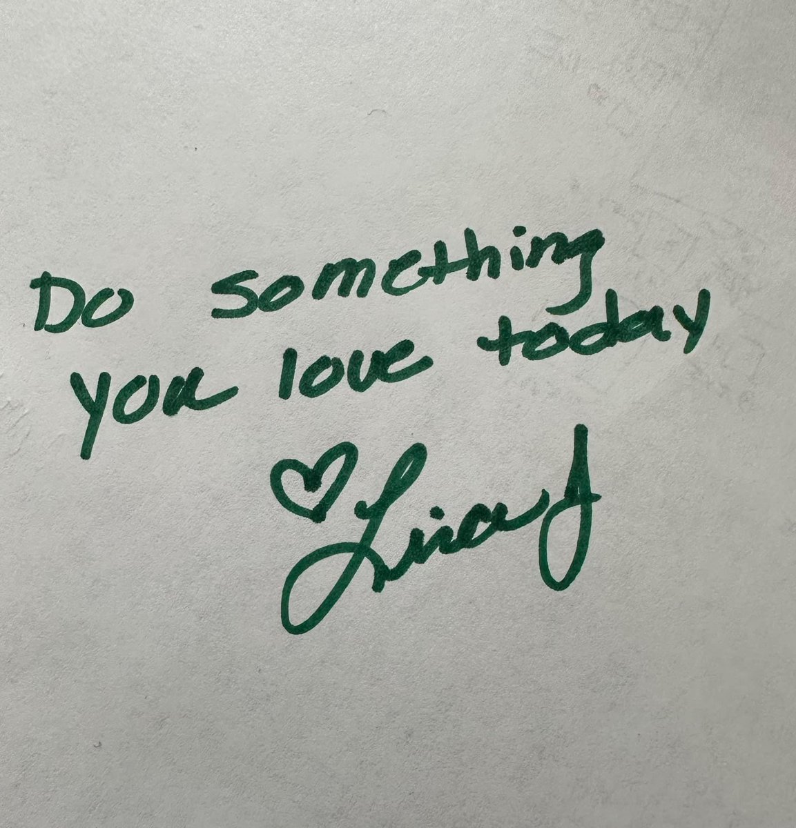 LisaJSmith's tweet image. with us. They know what’s going on in our lives. We can never be separated. 

I ❤️ my job 

#lisaj #mediumshipreadings #mediumship #healingjourney #messagesfromspirit #messagesfromheaven #messagesfromtheotherside