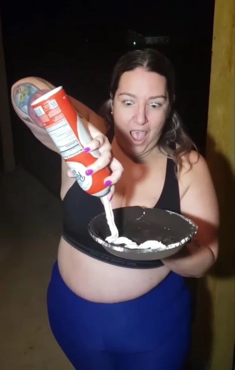 CuriousVixen82's tweet photo. It'swhipped cream Wednesday! @TXWitchy Marlaina is still an all time fan favorite along with aria Cora and myself all know how to take a whipped cream pie in the face, but who did it the best? #nsfw #pieintheface #whippedcream #whippedcreamwednesday #pieing #tease #messy #pieface https://t.co/WUfw1fhaL7